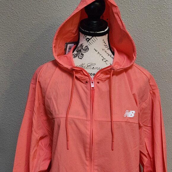 NEW BALANCE Women's Nylon Hooded Long Windbreaker - Sz M - NWT NEW - Picture 3 of 7